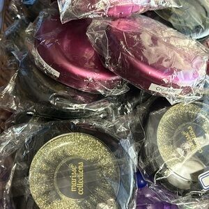 PLEASE LIKE TO JOIN THE FALSE LASHES LIVE SHOW  November 14 @7:29 pm🇨🇦